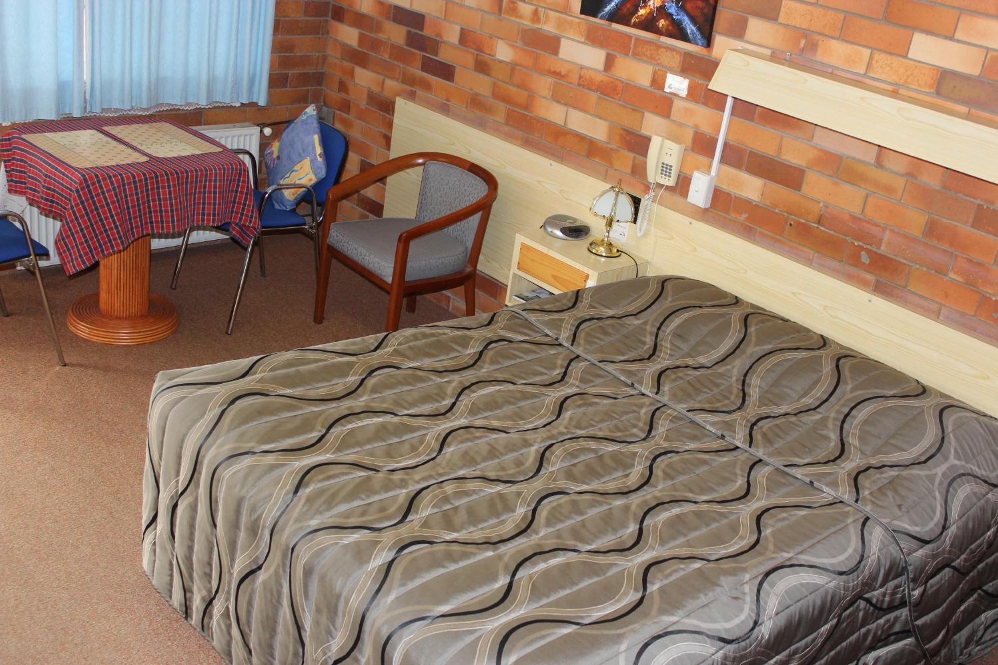 Glen Innes Lodge Motel Δωμάτιο φωτογραφία