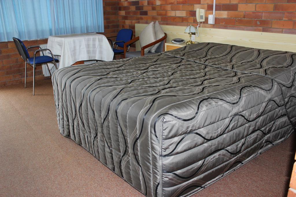 Glen Innes Lodge Motel Δωμάτιο φωτογραφία